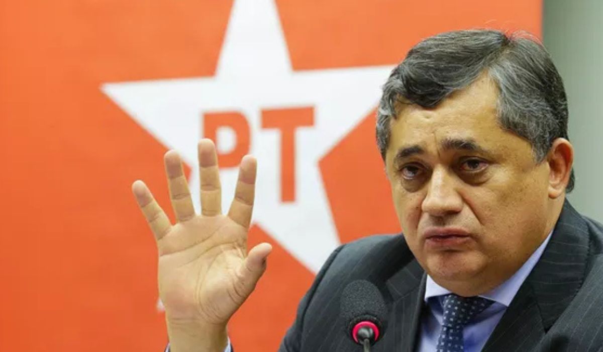 Jos&eacute; Guimar&atilde;es, autor da proposta do uso de multas de tr&acirc;nsito para pagar CNH de pessoas de baixa renda – Foto: Gustavo Bezerra/PT/Divulga&ccedil;&atilde;o