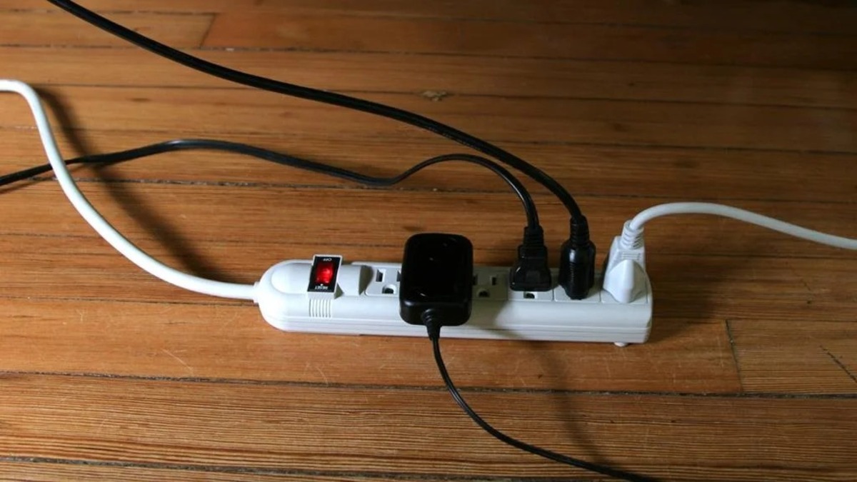 Carregador na tomada