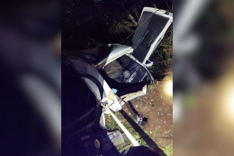 Acidente A motorista morreu no local do acidente, na BR-282