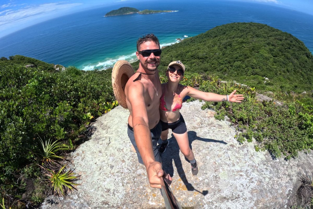 Casa sobre rodas: Casal saiu de Chapec&oacute; no dia 11 de fevereiro de 2025. – Foto: Arquivo Pessoal/ND