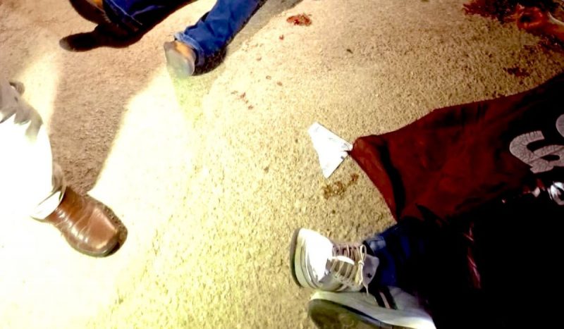 Pés de pessoas mortas em chacina no México