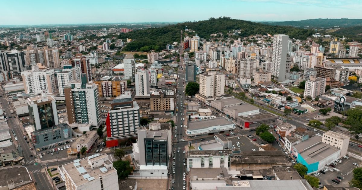 Criciúma visto de cima Imagem de Criciúma visto de cima, para fazer referência, a cidade do Sul de SC cresce 59% em comparação com a média estadual