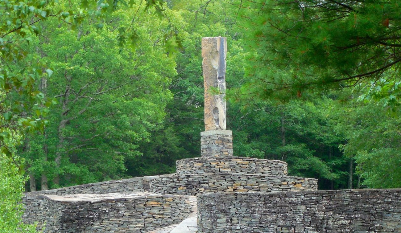 Opus 40, Woodstock - Wikimedia/Reprodução/ND