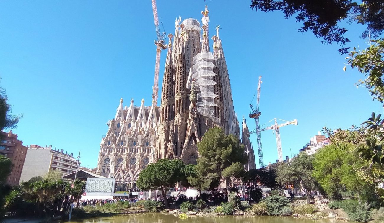 igreja mais demorada do mundo para ser concluída, em Barcelona