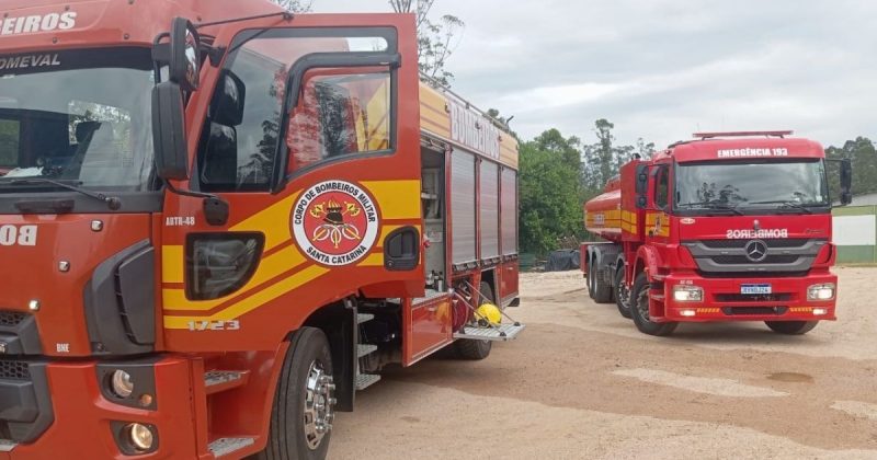 Corpo de Bombeiros Corpo de Bombeiros atendeu uma ocorrência de incêndio em empresa de Treviso nesta quarta-feira