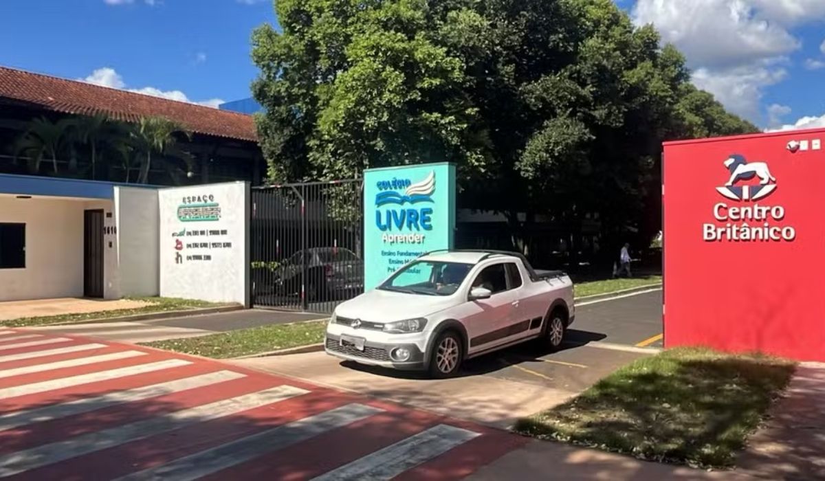 Colégio Livre Aprender em Uberaba (MG) Colégio Livre Aprender em Uberaba (MG)