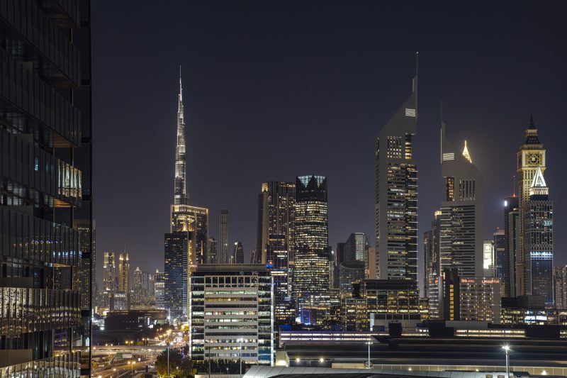 Prédios altos fazem parte do cenário de Dubai, nos Emirados Árabes