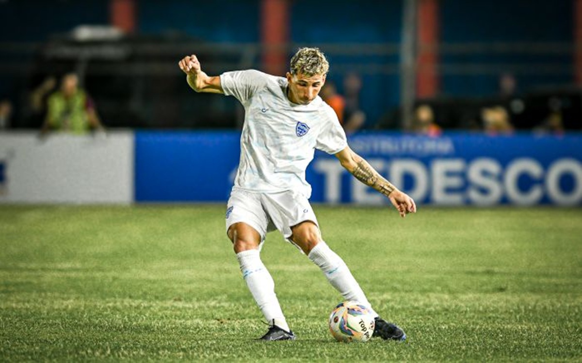 Lateral-esquerdo DG estava emprestado ao Goiás pelo Barra