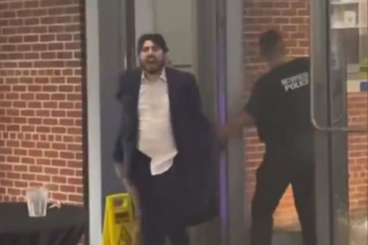 Atirador Elias Rodriguez é preso em Washington Elias Rodriguez, de 30 anos, é preso por matar casal na embaixada de Israel