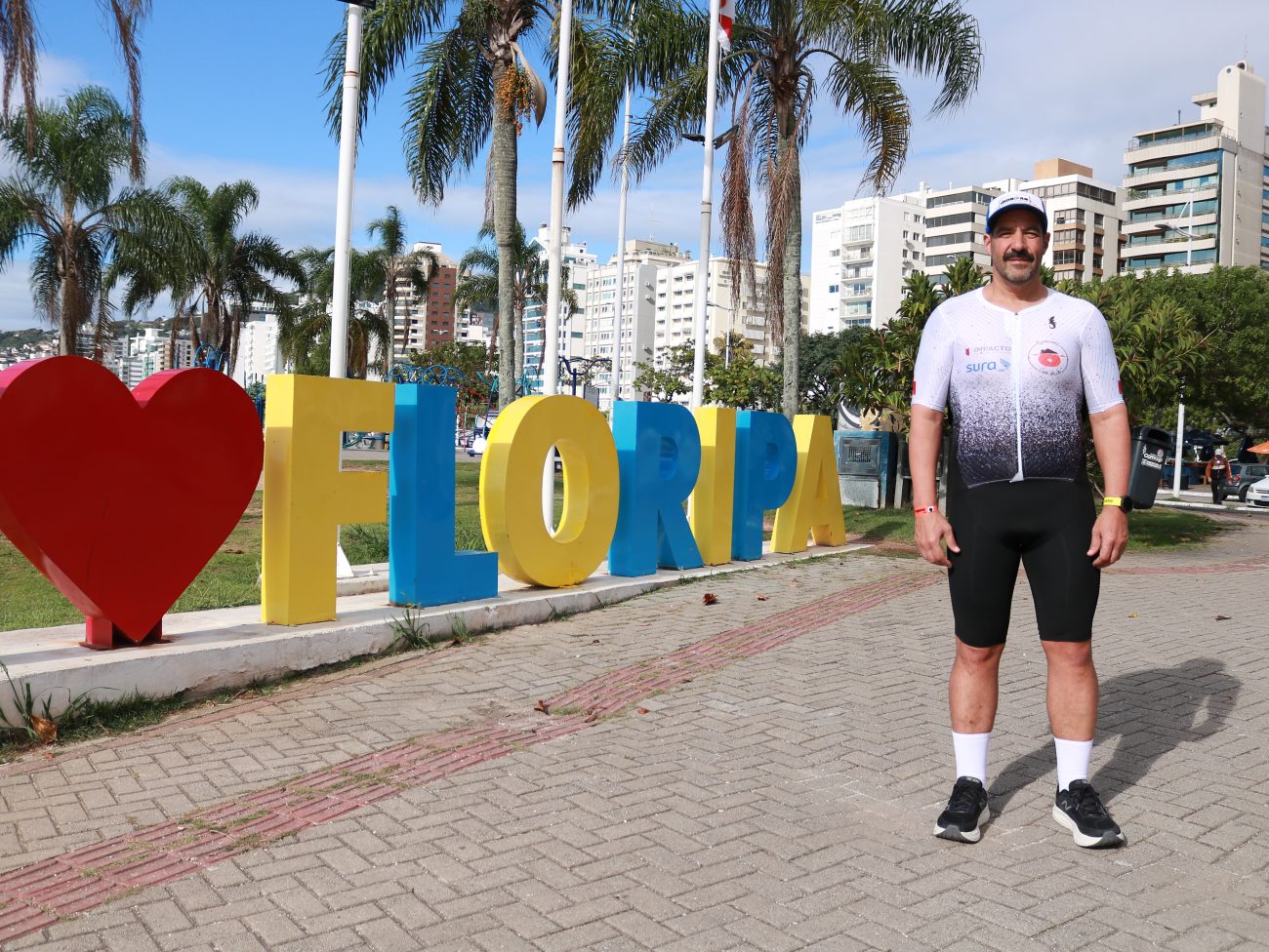 Fabiano Fernandes tem hist&oacute;ria de supera&ccedil;&atilde;o para se tornar triatleta – Foto: Rodrigo Polidoro/ND