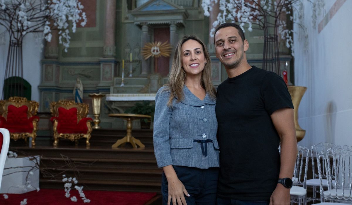 Casal festeiro da Festa do Divino de S&atilde;o Jos&eacute; – Foto: Germano Rorato