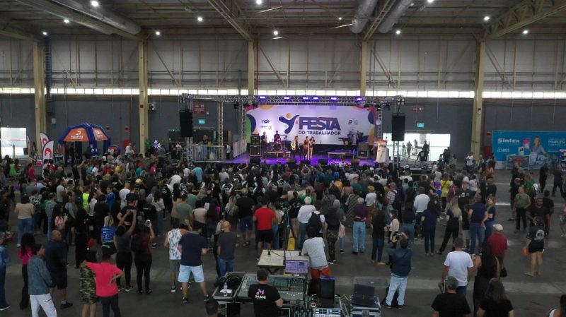 Festa do Trabalhador da NDTV RECORD em Joinville (SC)