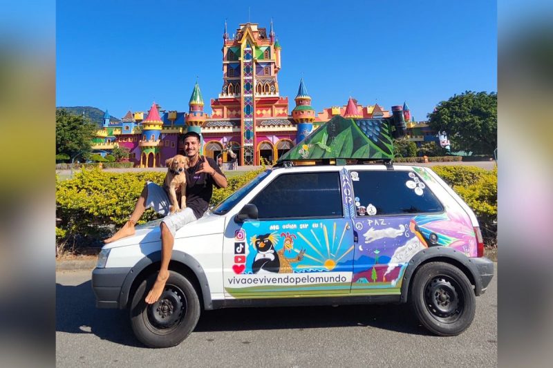 Daniel Daniel transformou o Fiat Uno em casa sobre rodas para percorrer a América do Sul