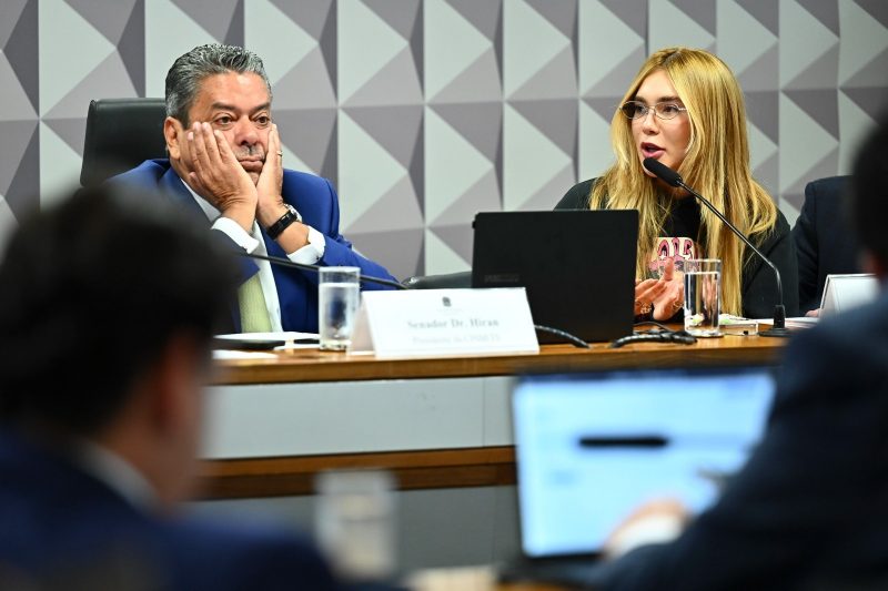O que é a CPI das Bets? Presidente da CPI, sen. Dr. Hiran (PP/RR) e a influenciadora Virginia - Foto: Andressa Anholete/Agência Senado