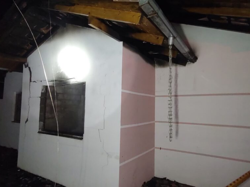 Incêndio em Ituporanga Homem bêbado causa incêndio em Ituporanga após agredir esposa com chave de fenda