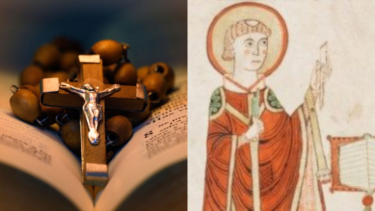 Imagem mostra uma bíblia aberta com um terço de madeira marrom no meio, mostrando Jesus Cristo crucificado. Ao lado aparece uma imagem antiga de uma pintura de São Beda Venerável, o santo do dia em 25 de maio. 