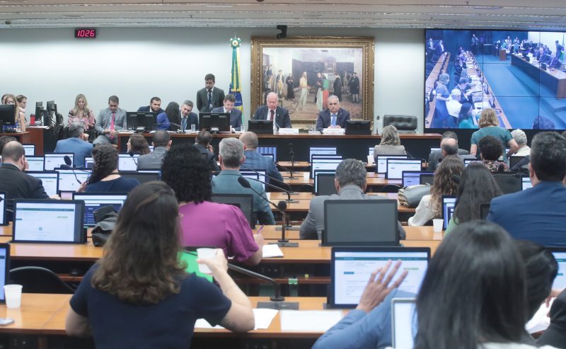 Dívidas dos municípios será discutida em comissão especial