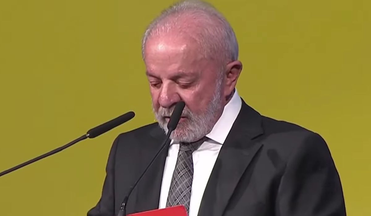 Lula é vaiado Lula é vaiado