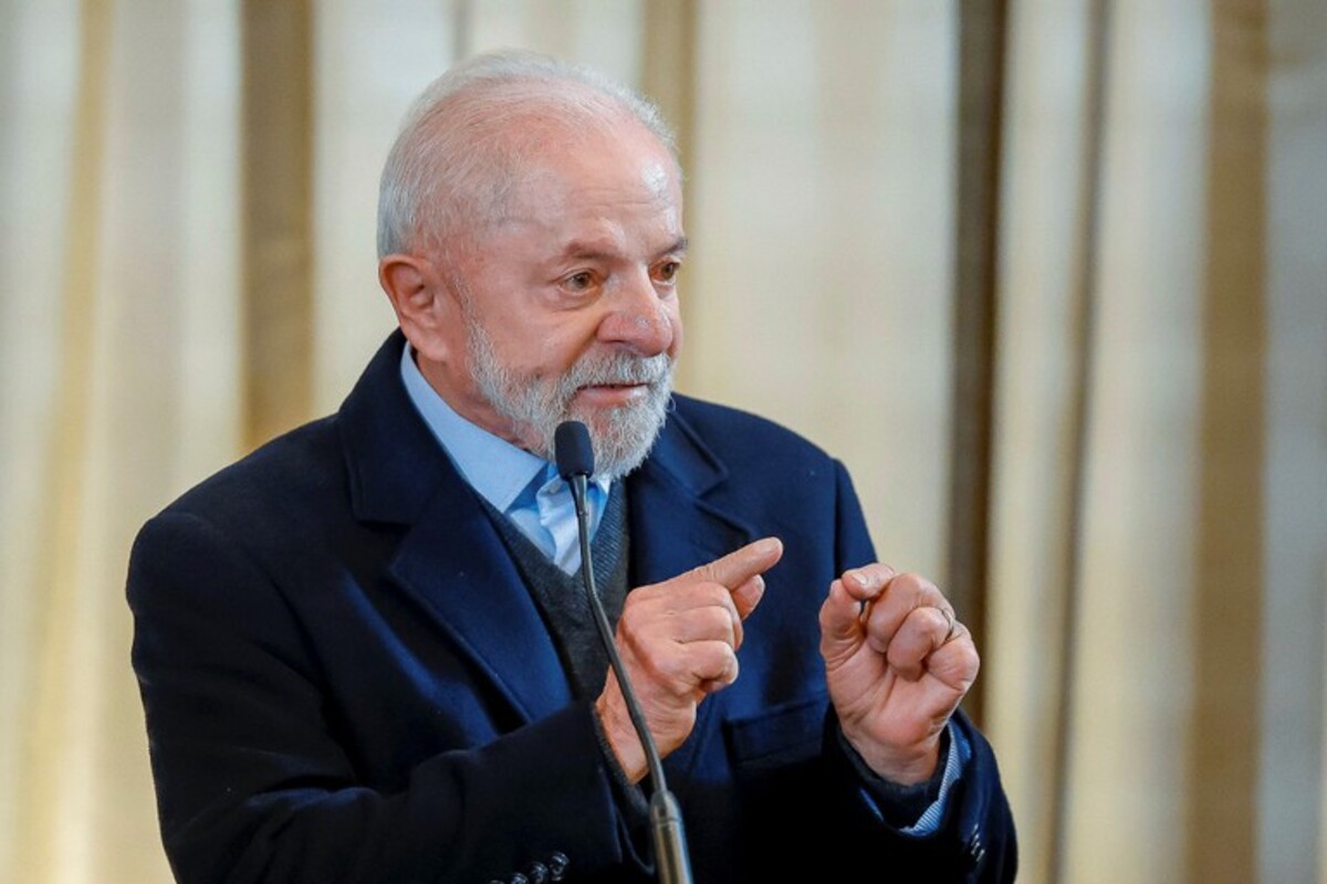 Lula saciona lei de cotas no serviço público com aumento de vagas para pretos, pardos, indígenas e quiolombolas