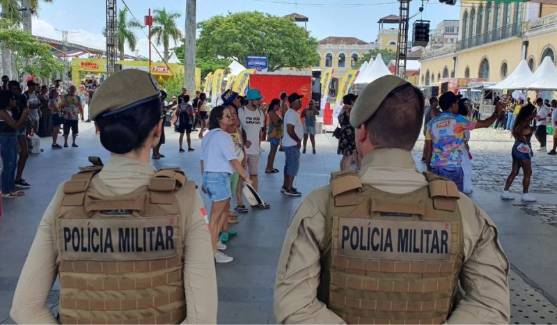 Agentes da PMSC em fiscalização no centro de Florianópolis