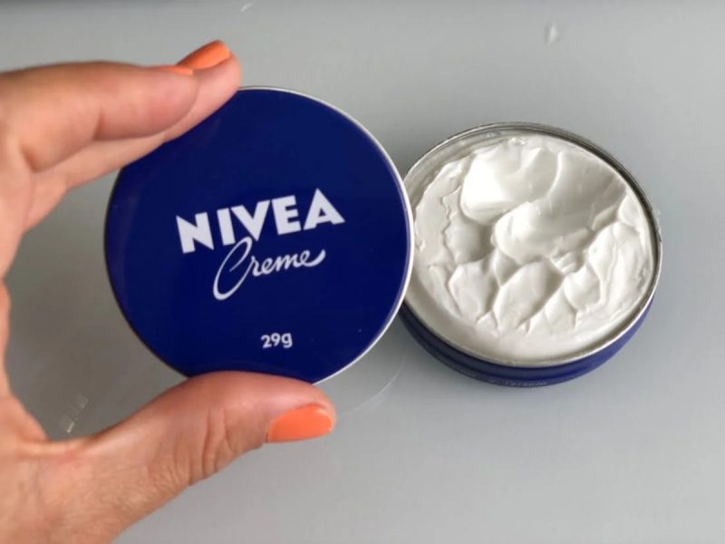Creme creme Nivea da lata azul