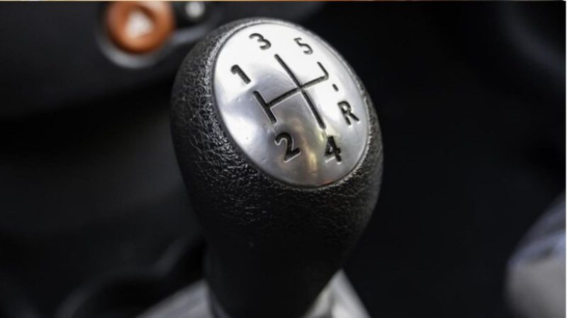 na foto aparece um sistema de transmissão que um carro treme em marcha lenta por problemas na foto aparece um sistema de transmissão que um carro treme em marcha lenta por problemas