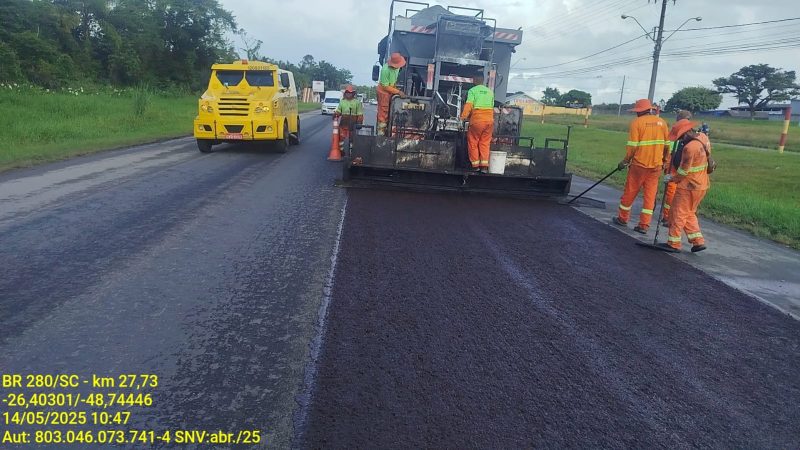 Chuva atrasa obra na BR-280