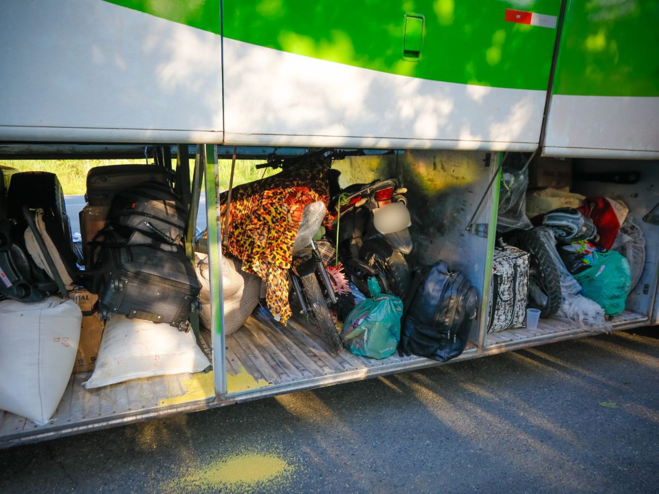 Ônibus do Pará com 'diversas irregularidades' é interceptado pela Polícia Militar em Blumenau