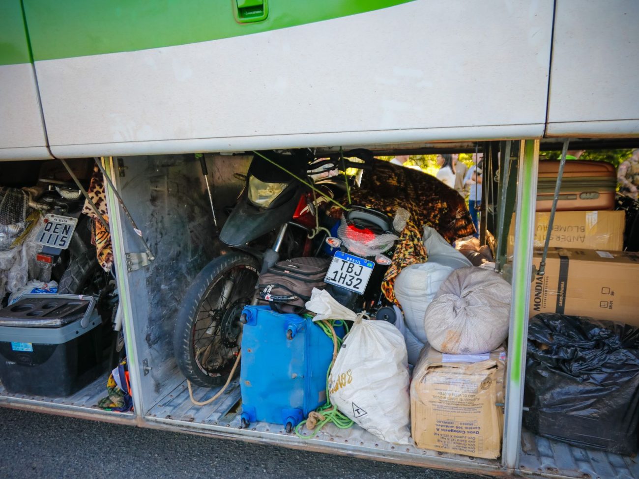 Ônibus do Pará com 'diversas irregularidades' é interceptado pela Polícia Militar em Blumenau - Foto: Giovanni Silva/Prefeitura de Blumenau/ND - Giovanni Silva/Prefeitura de Blumenau/ND
