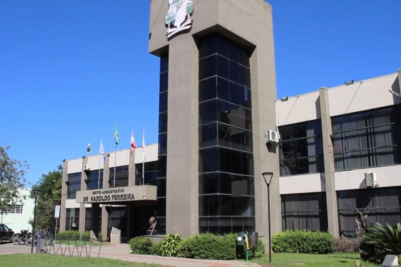 Fachada da prefeitura de Canoinhas, local onde ocorreu o parto Parto espontâneo ocorreu no banheiro da prefeitura de Canoinhas