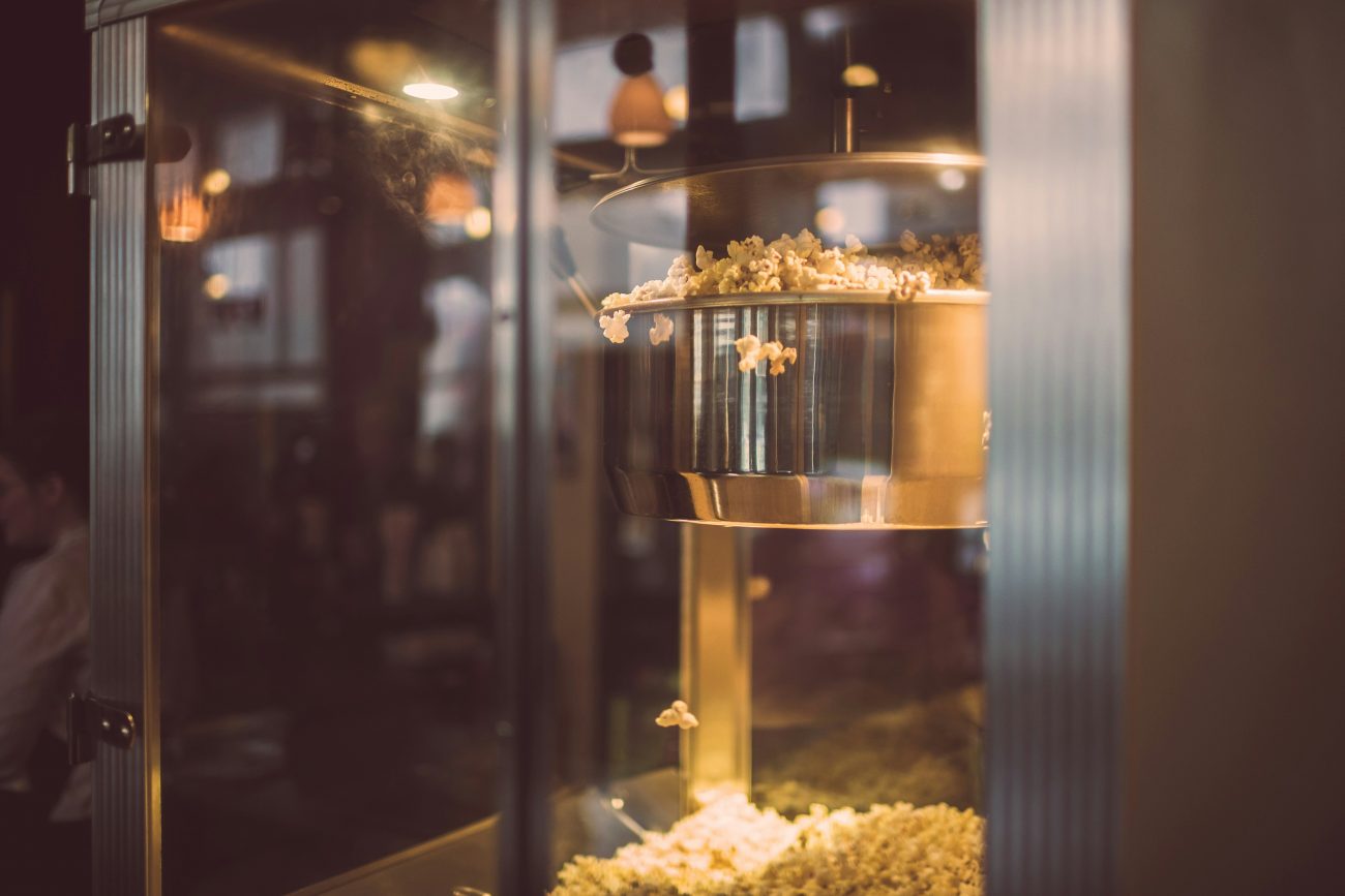 Pipoca de cinema Pipoca de cinema sendo feita