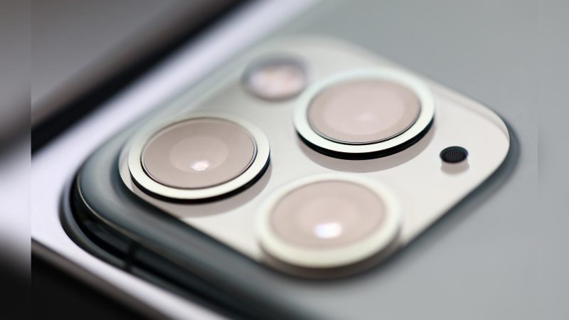 Câmeras de Iphone Imagem que mostra somente câmeras e ponto preto de iphone