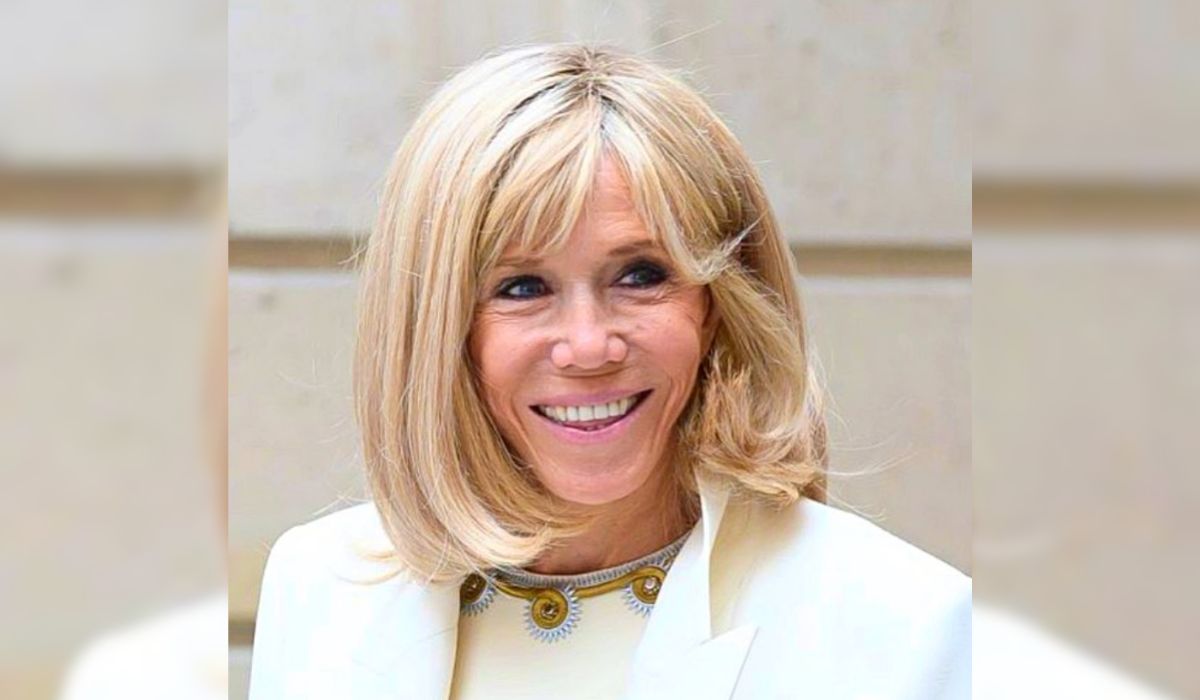 Brigitte Macron largou a carreira como professora para apoiar seu marido na corrida eleitoral Brigitte Macron largou a carreira como professora para apoiar seu marido na corrida eleitoral