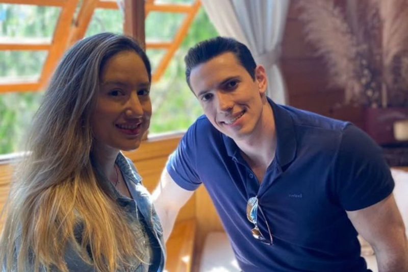 Luiz Antônio Garnica e Larissa Rodrigues Médico Luiz Antônio Garnica é preso por suspeita de matar professora envenenada