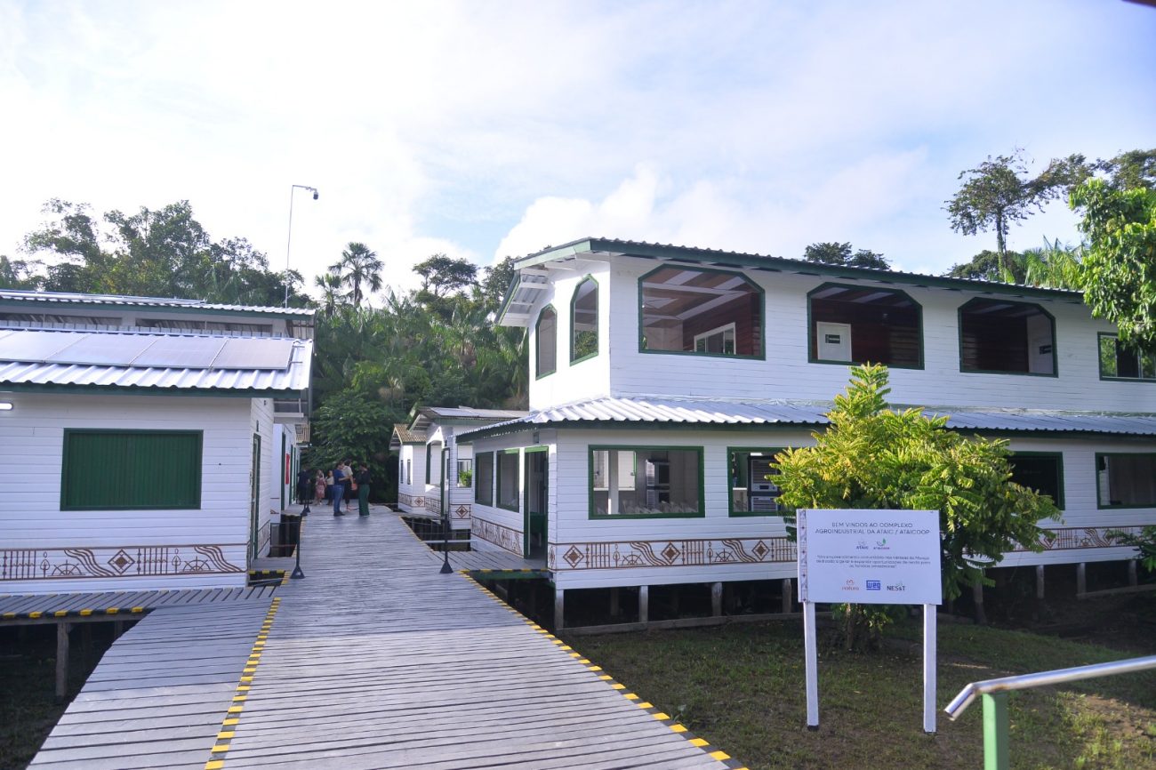 Iniciativa leva energia solar &agrave; comunidade ribeirinha no Par&aacute; e amplia renda de fam&iacute;lias agroextrativistas – Foto: Divulga&ccedil;&atilde;o/WEG/ND