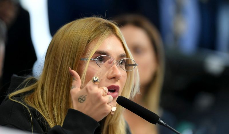 Senadora para Virginia ‘Influencia milhões, mas não influencia a mãe Senadora para Virginia ‘Influencia milhões, mas não influencia a mãe