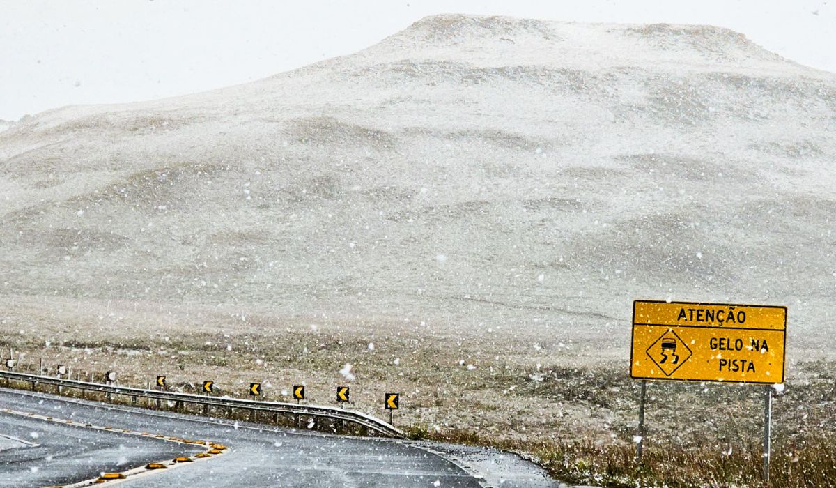 Primeira neve em SC de 2025 foi mais intensa que a de 2024