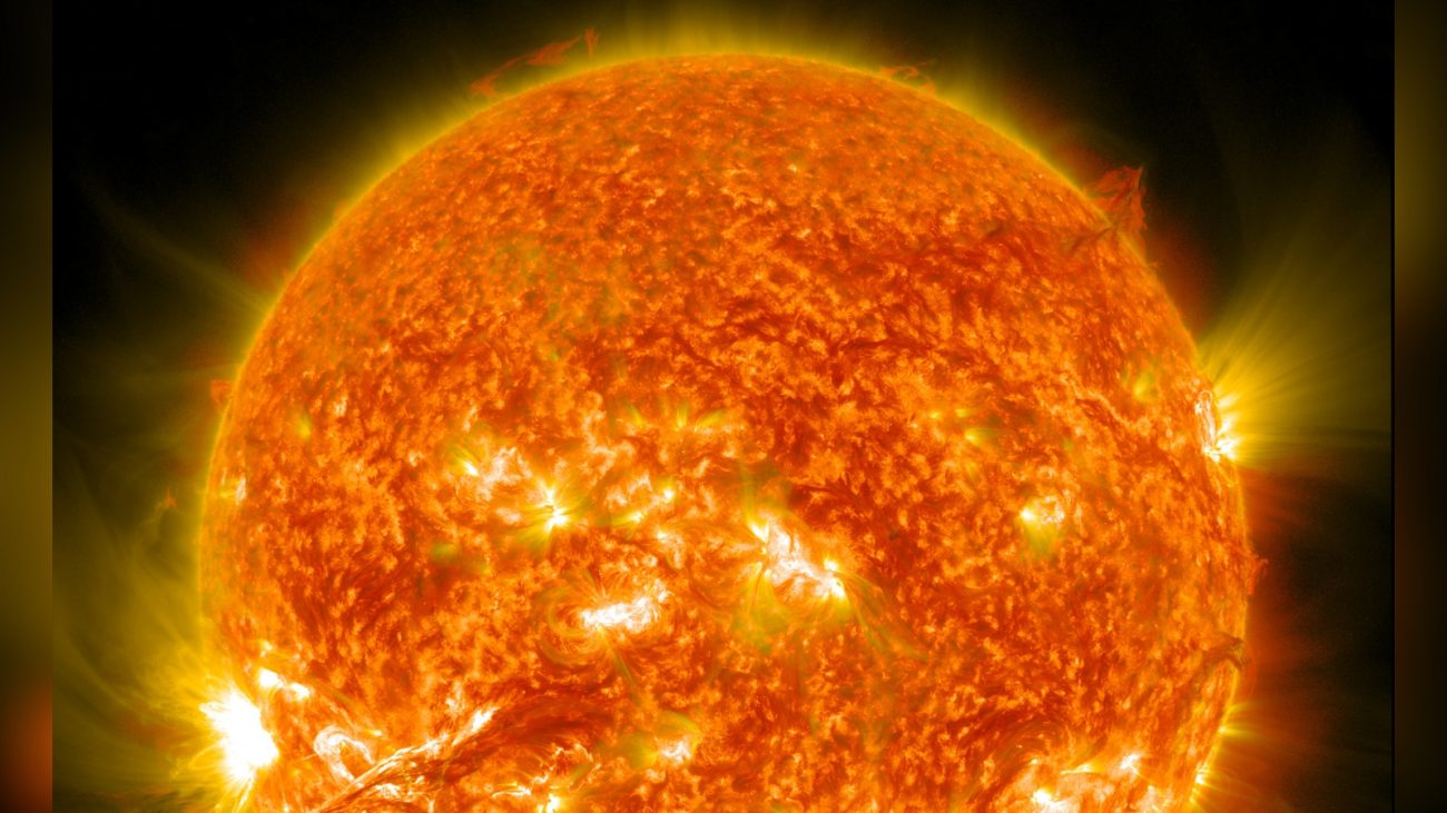 Imagem de Sol explodindo com larvas