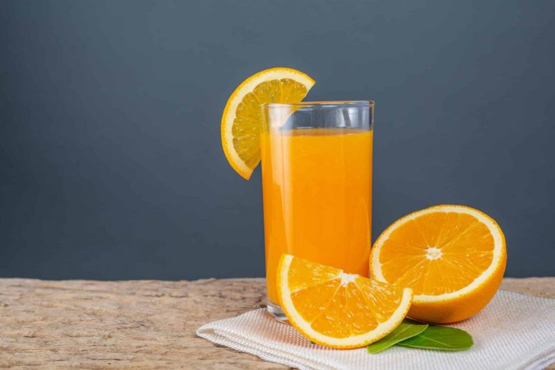 suco de laranja Copo com suco de laranja