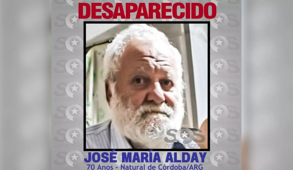 Cartaz com a foto de José Maria Alday, turista argentino desaparecido