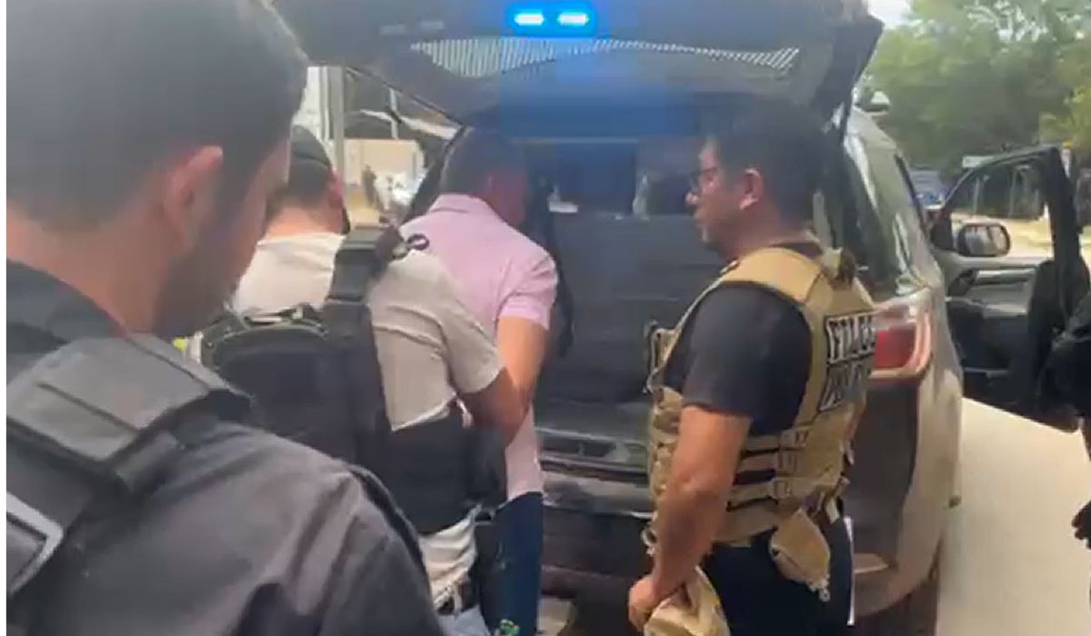Marcos Roberto de Almeida foi expulso da Bolívia e chegou ao Brasil neste domingo (18 Marcos Roberto de Almeida, o Tuta, foi expulso da Bolívia e chegou ao Brasil neste domingo (18