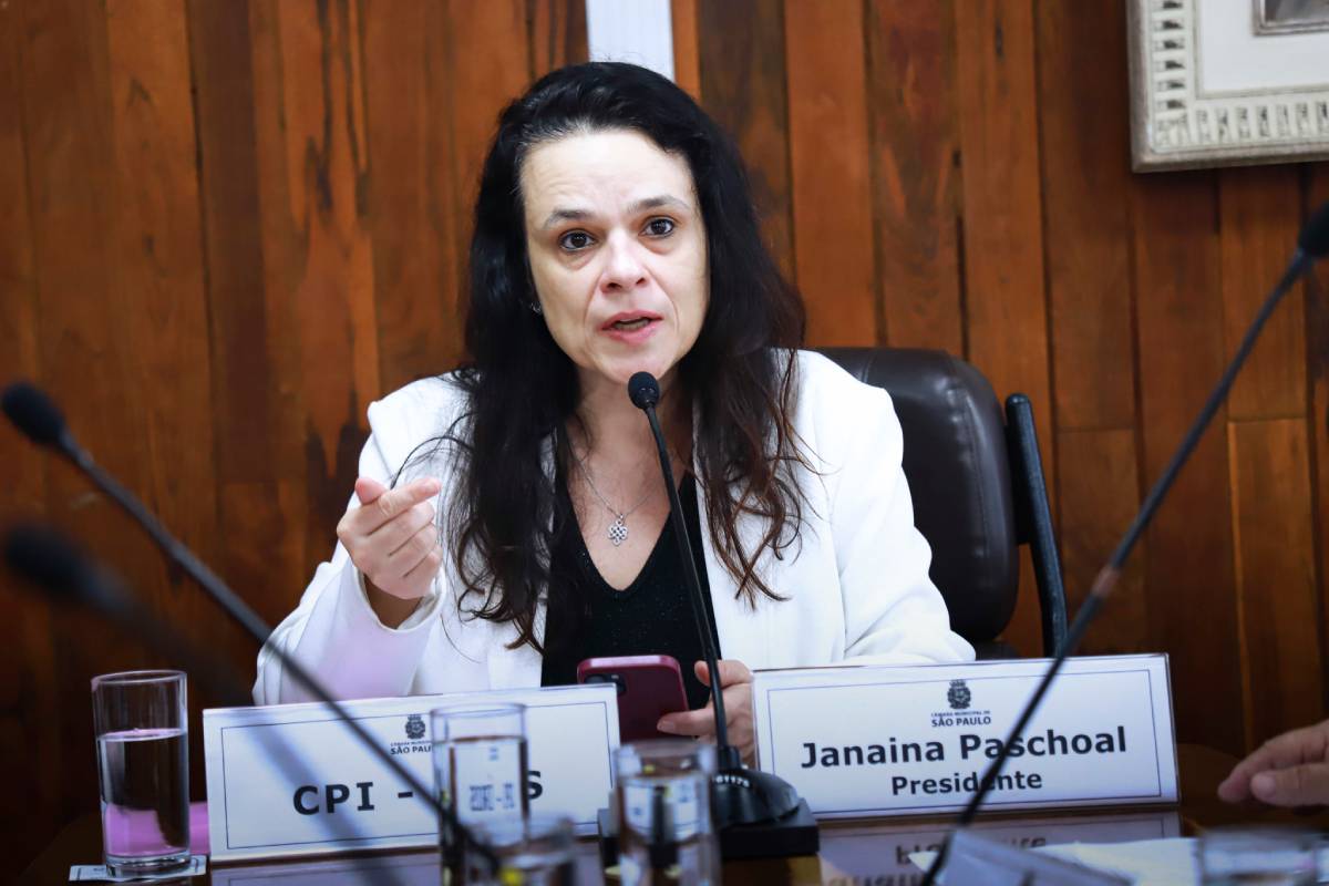 Janaína Paschoal na CPI da Íris