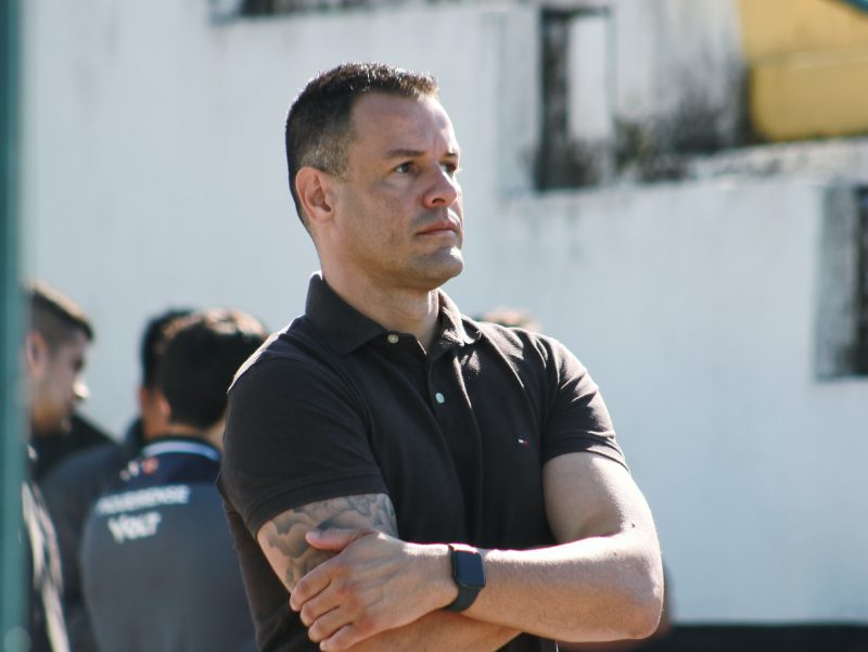 Wilson fez pedido de demissão do Figueirense, mas pode voltar atrás