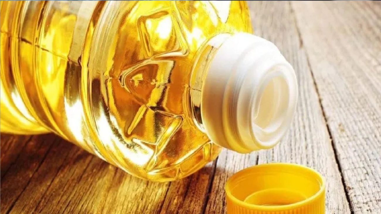 na foto aparece uma das garrafas de óleo com uma funcionalidade esondida