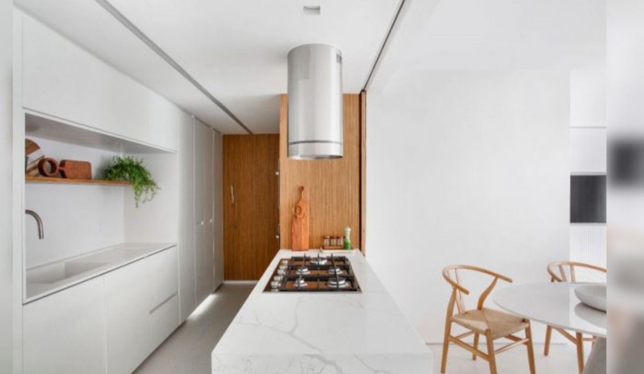Além de substituir muito bem o mármore, o quartzo tem um custo de manutenção bem mais baixo - Pinterest/ND