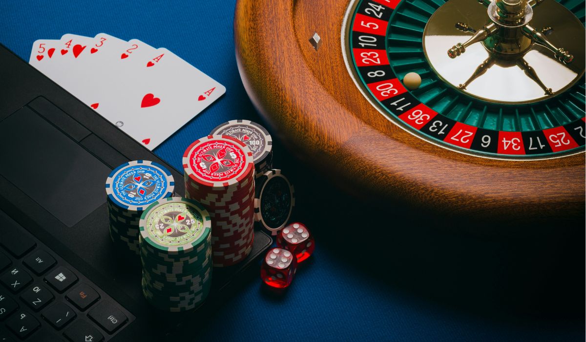 Prática constante de jogos de azar pode configurar demissão por justa causaFoto: Aidan Howe/Unsplash/ND Mais
