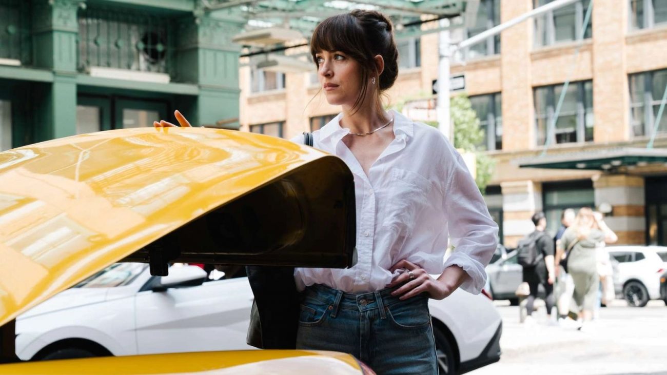 "Amores Materialistas" terá Dakota Johnson no centro da trama