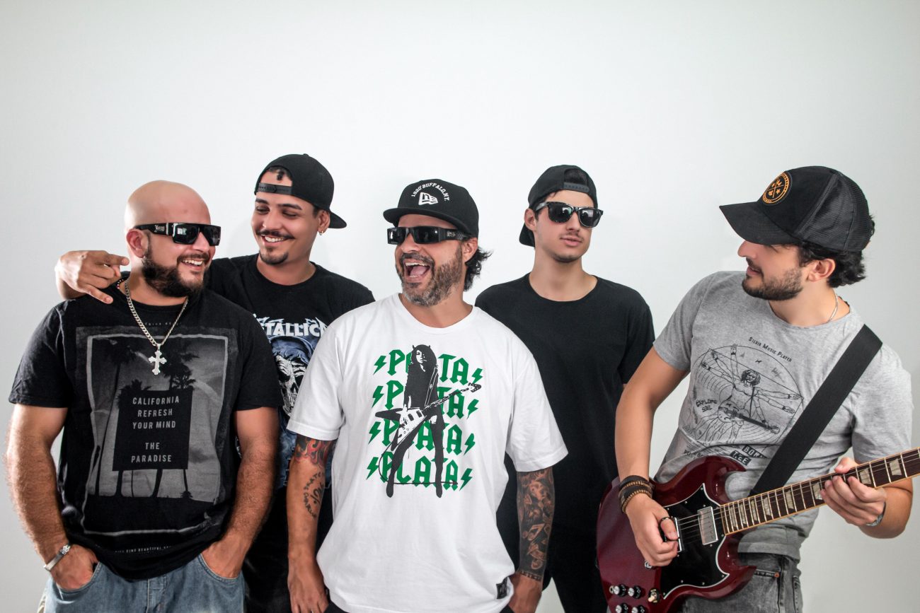 Campanha do agasalho visa arrecadar roupas, calçados e acessórios de inverno em bom estado 