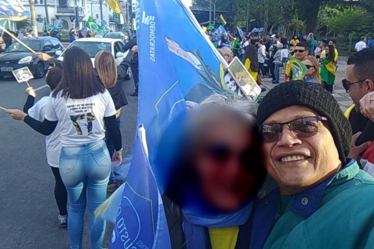 Marco Antônio Braga Caldas morava em Santa Catarina com a esposa