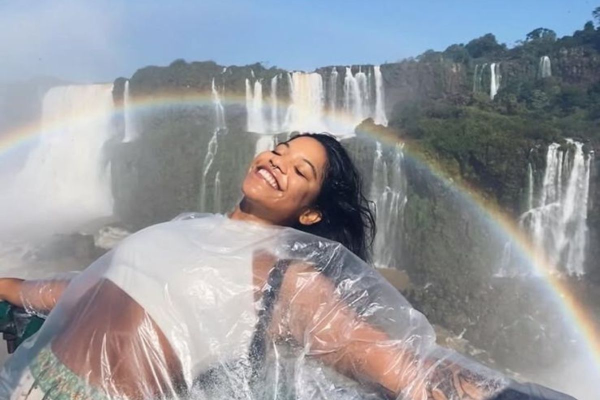 Neblina, chuva e pedras escorregadias dificultam o resgate da jovem na trilha de vulcão na Indonésia &#8211; Foto: Reprodução/Instagram/ND